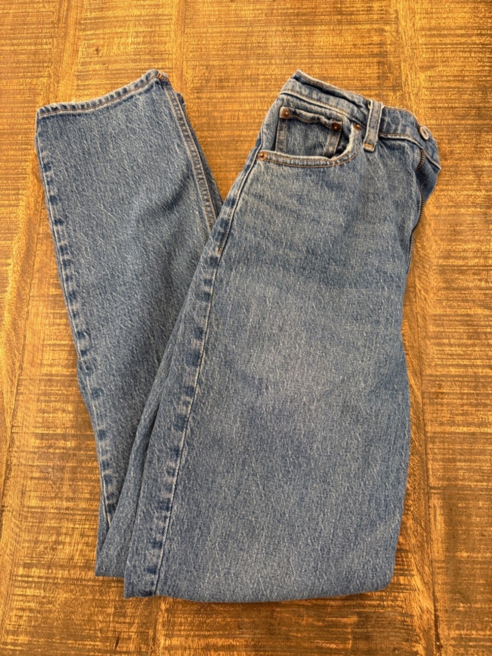 Abercrombie & Fitch Light Blue High-Rise '90s Straight Jeans 00